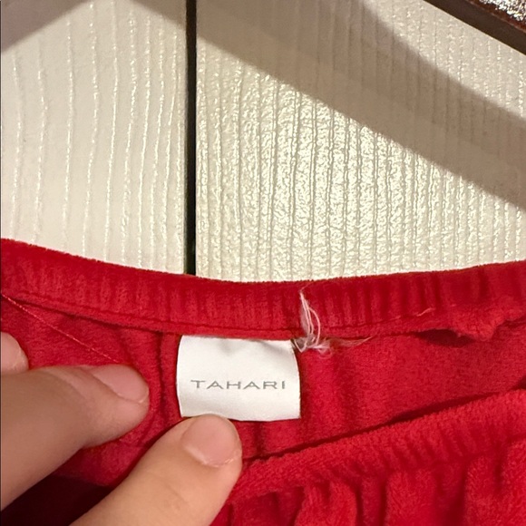 Tahari Elegant Red Kids Romber - Picture 2 of 2